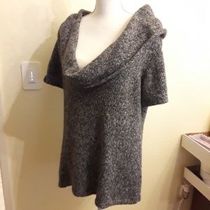 Maurice's size 1 Short Sleeve Knit Top Deep Scoop